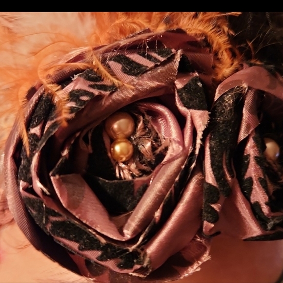 Etsy-Made Rosette Fascinator/Headband - Picture 6 of 11